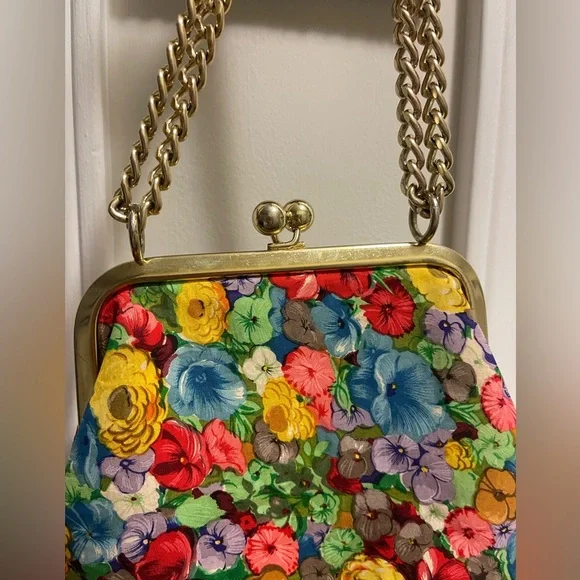 Town and Country Vintage 1960s Kiss Clasp Structured Fabric Handbag - Picture 8 of 10